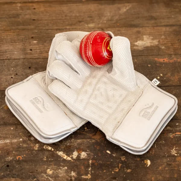 SCC Pro Adult Wicket Keeping Gloves